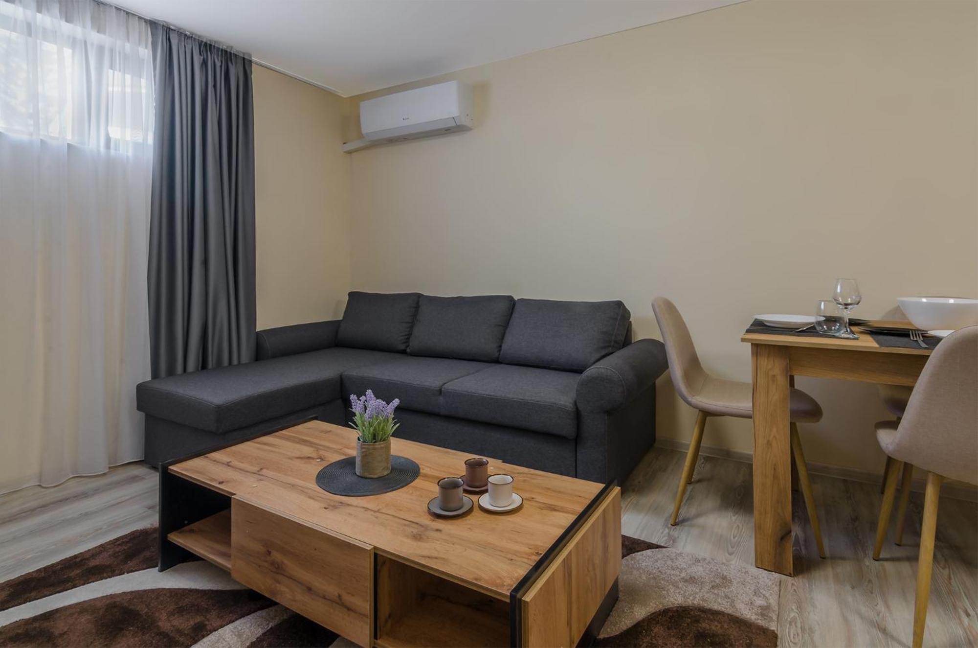 Brizy Appartement Varna Buitenkant foto