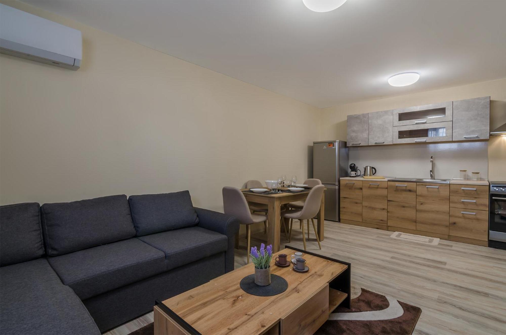 Brizy Appartement Varna Buitenkant foto